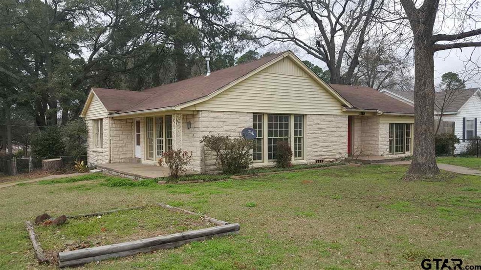 1919 1919 S Talley, Tyler, TX 75701 - photo 1
