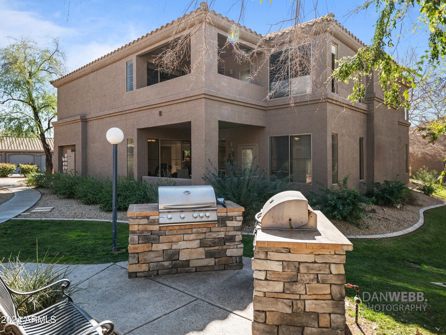 Patio overlooking Pool & BBQs