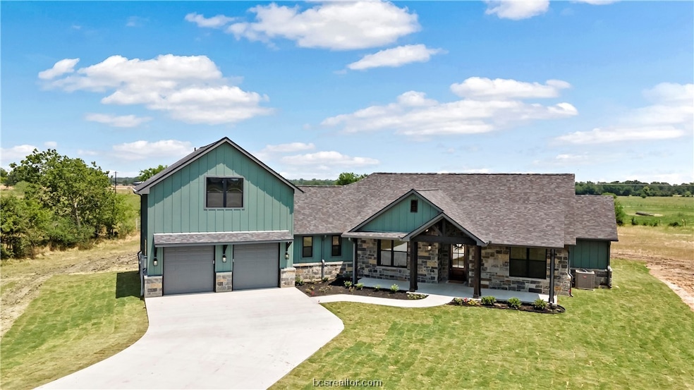 7580 Garrison Creek Dr, Bryan, TX 77808