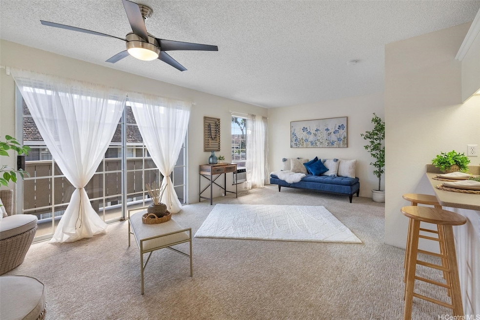 94-1425 Kulewa Loop unit 33V, Waipahu, HI 96797 - photo 1