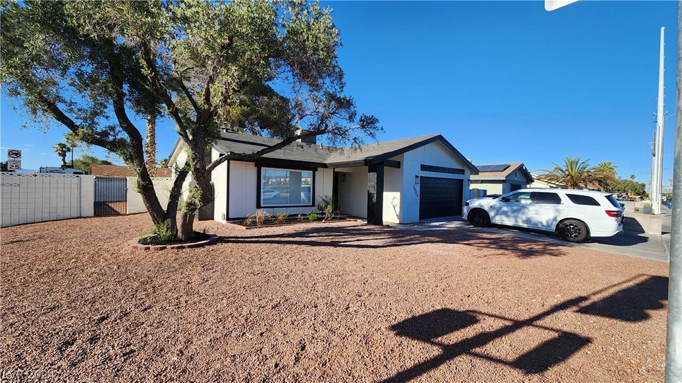 2064 E Russell Rd, Las Vegas, NV 89119 - photo 1