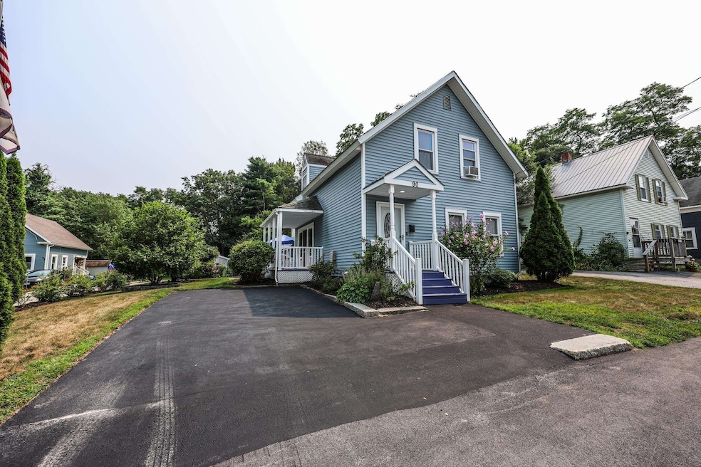 90 Merrimack St, Penacook, NH 03303 - photo 1