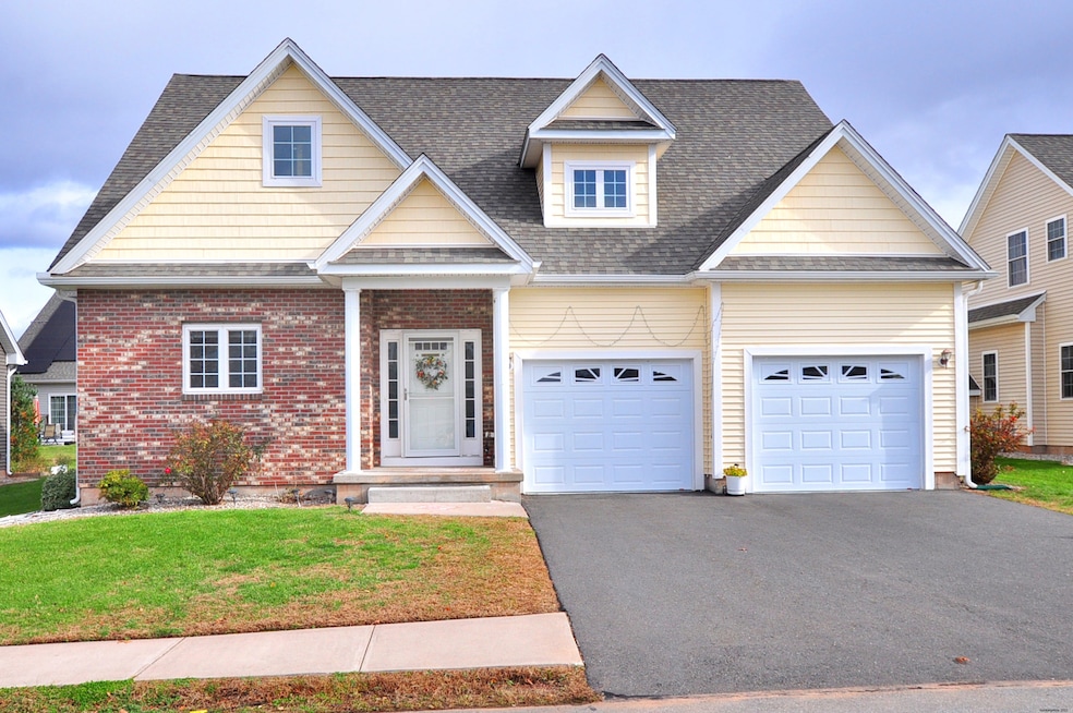 45 Windermere Village Rd unit 45, Ellington, CT 06029 - photo 1