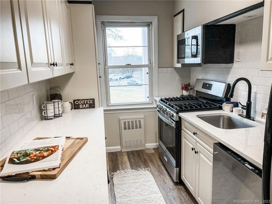 12 South Rd unit 1H, Harrison, NY 10528 - photo 1