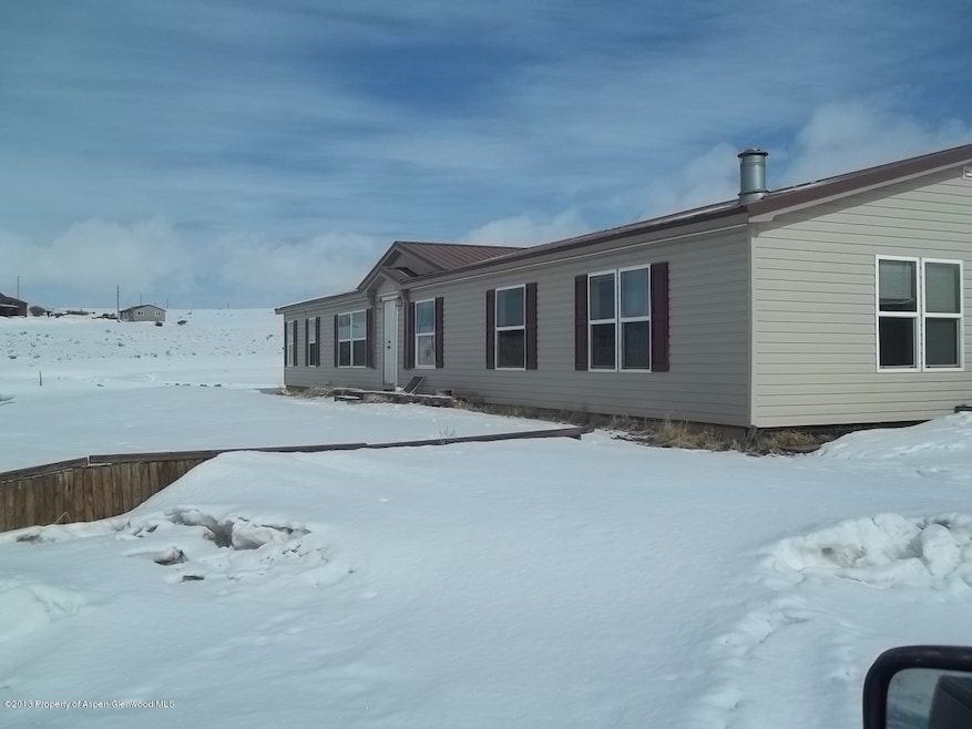 498 Western Ave, Craig, CO 81625 - photo 1