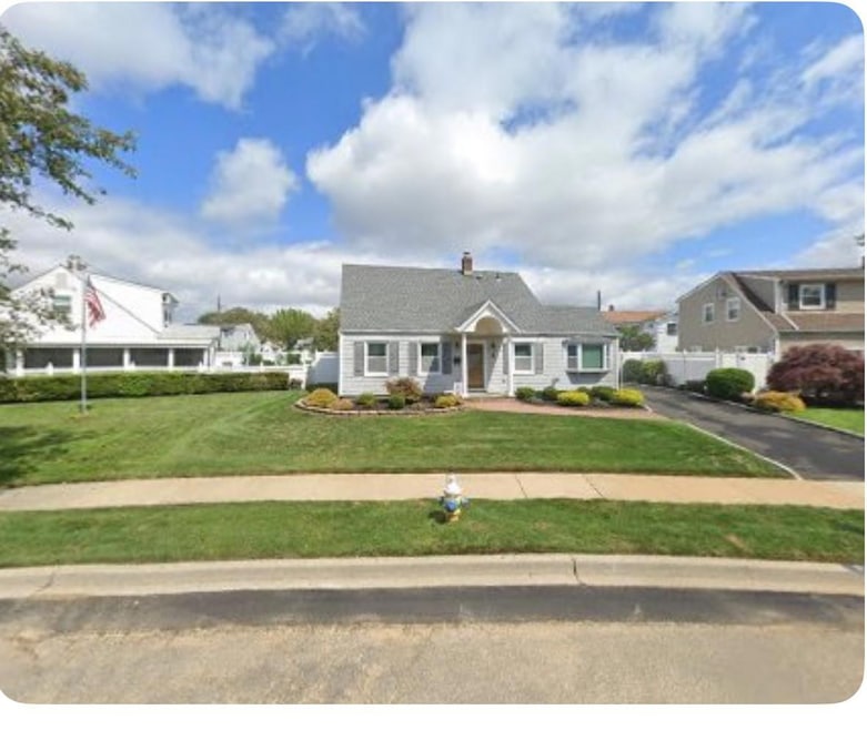 3 Appletree Ln, Levittown, NY 11756 - photo 1