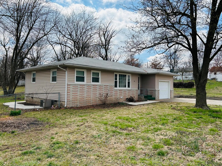 911 Roosevelt St, MO 65708 Recently Sold