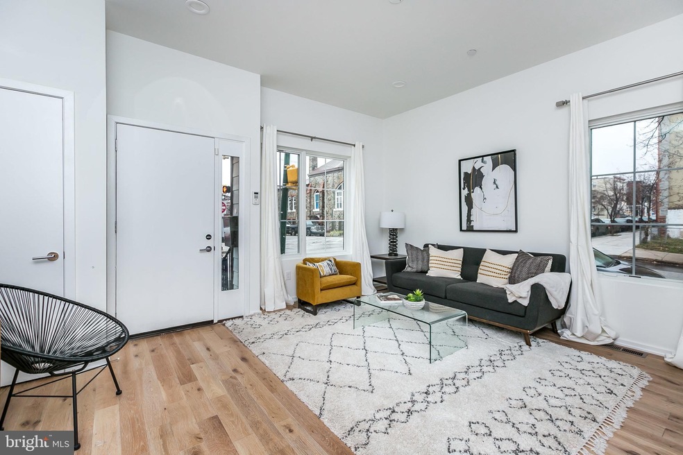 301 E Lanvale St, Baltimore, MD 21202 - photo 1