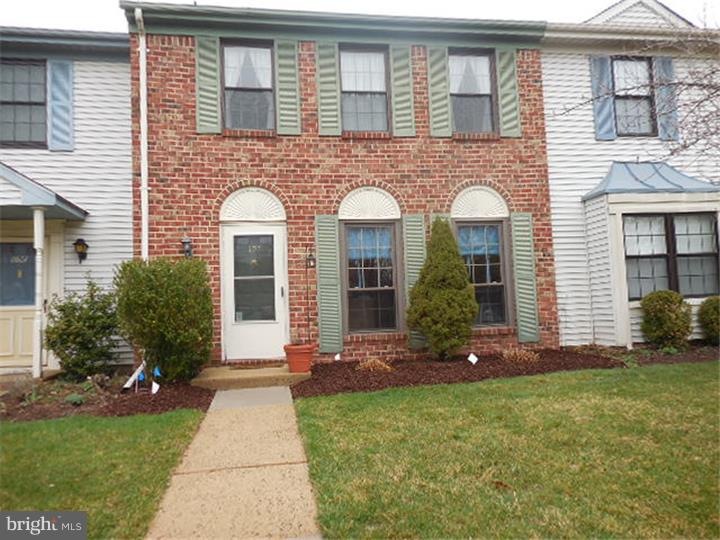 107 Pear Tree Ln, Franklin Park, NJ 08823 - photo 1