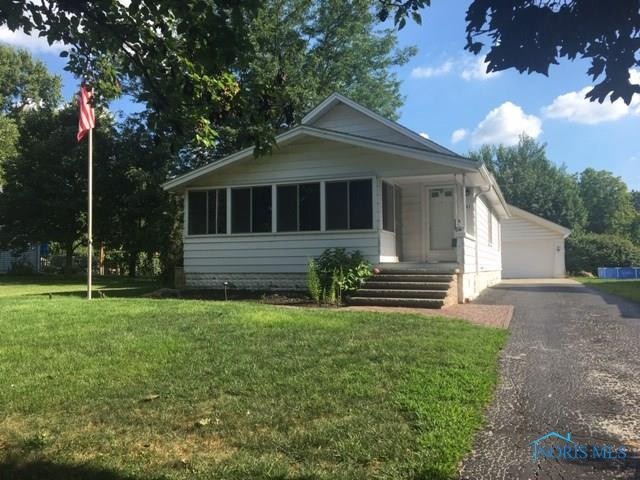 821 Cherry St, Findlay, OH 45840 - photo 1