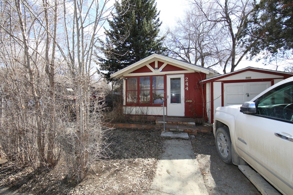 244 W. 6th Street