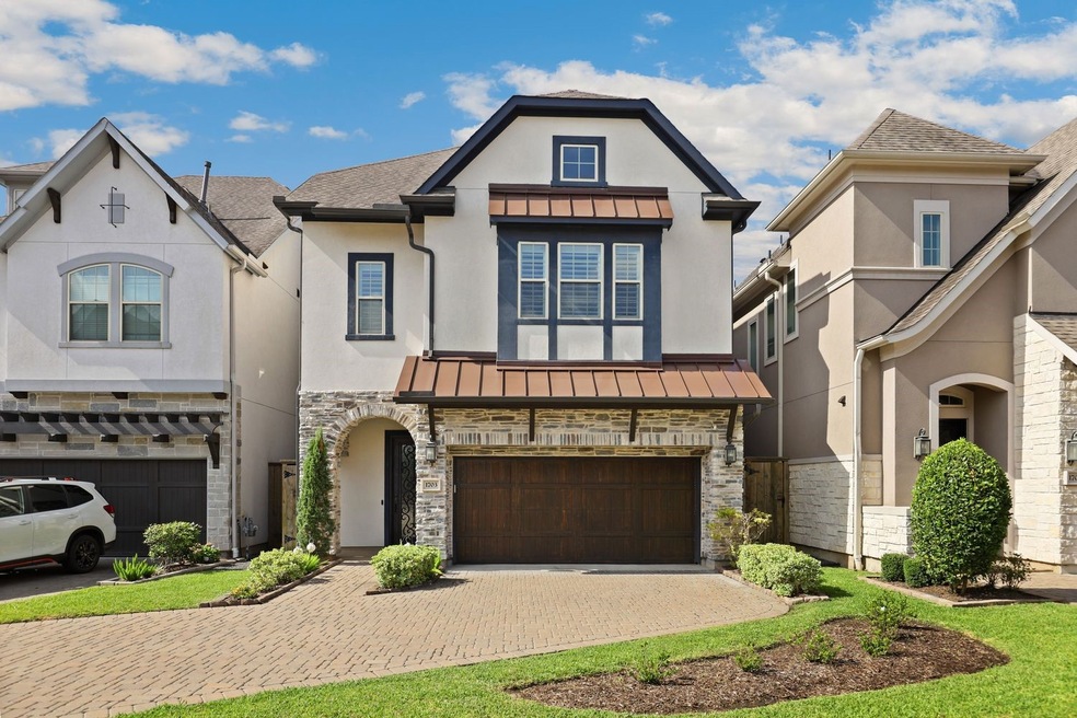 1703 Waterbury Way, Houston, TX 77055 - photo 1