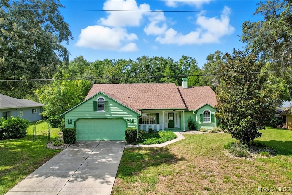 Pending $298,800 • Co-Listing Agent