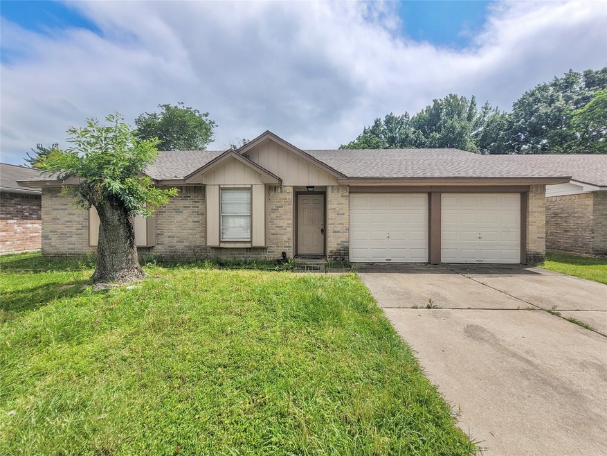 16343 Maplemont Dr, Houston, TX 77095 - photo 1