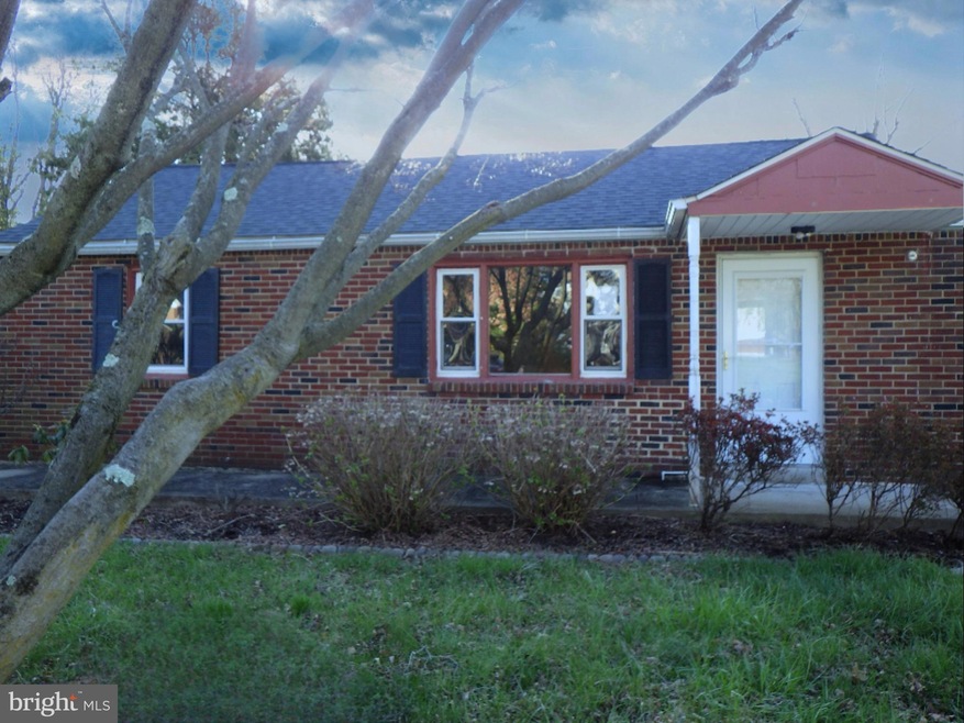 320 Heston Ave, Norristown, PA 19403 - photo 1