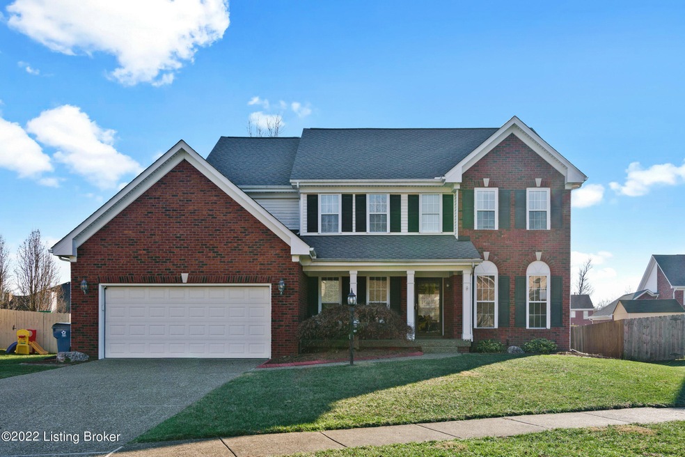 8906 Adams Run Ct, Louisville, KY 40228 - photo 1