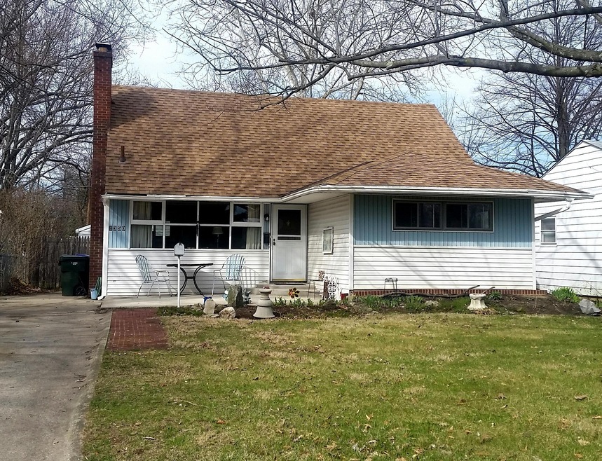 1350 Elmore Ave