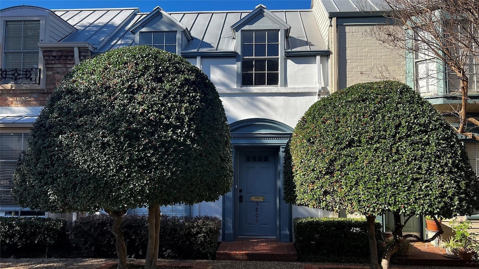 For Rent $1,600/month