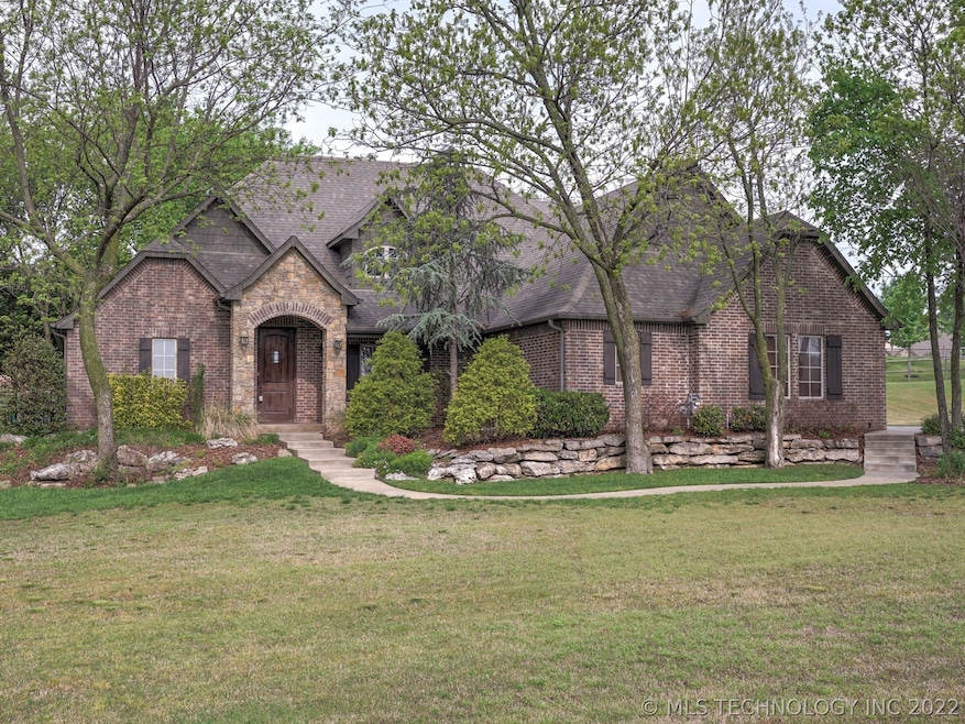 8250 N 72nd Ave E, Owasso, OK 74055 - photo 1