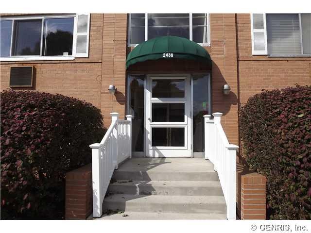 Exterior Front Front Entrance