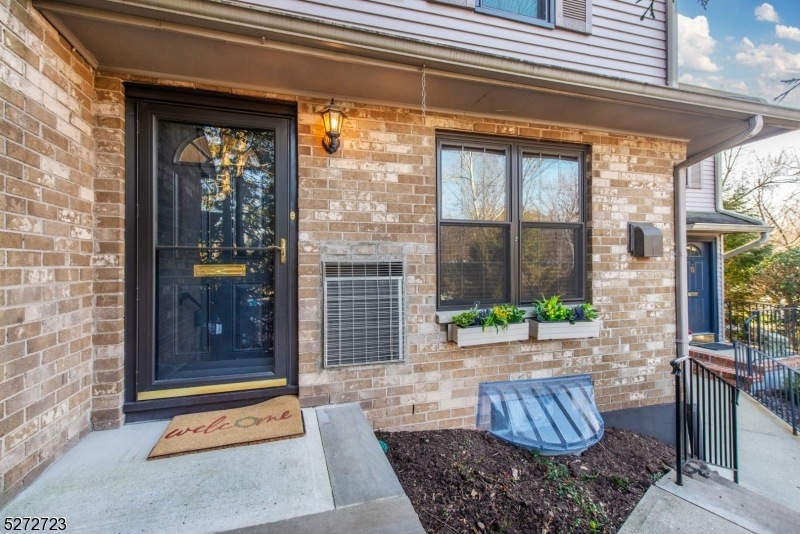 181 Long Hill Rd unit 5, Little Falls, NJ 07424 - photo 1