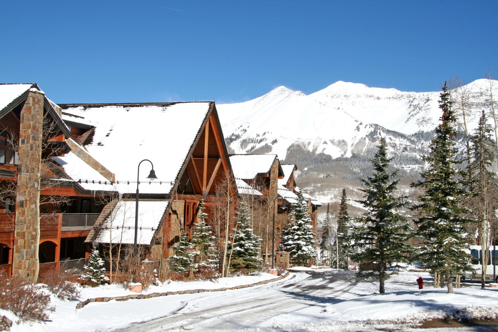 Bear Creek Lodge Winter Exterior