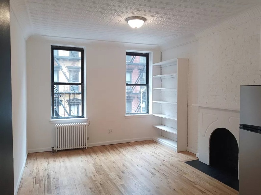 148 Sullivan St unit 9, New York, NY 10012 - photo 1