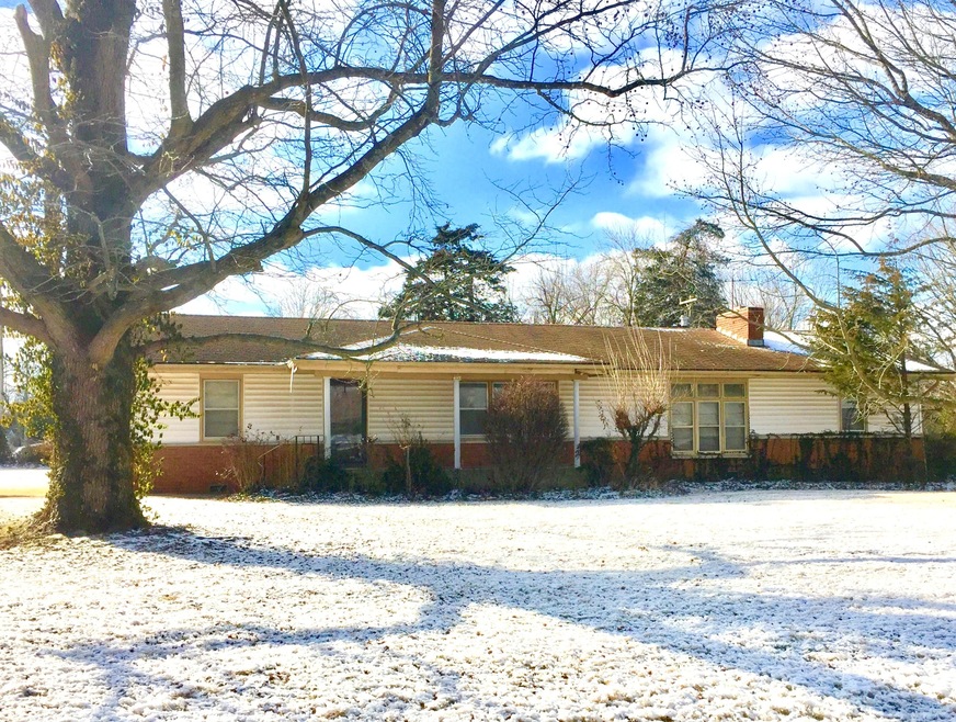 Curb view, front