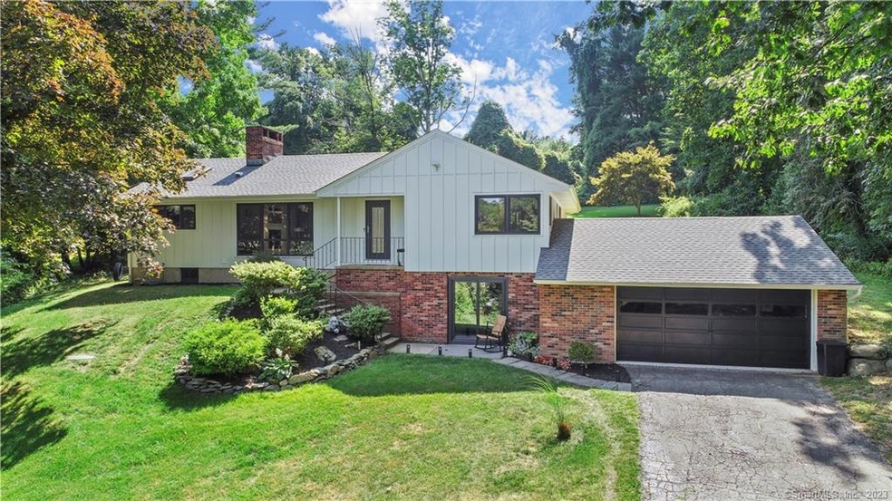 24 Newsome Ln, Wilton, CT 06897 - photo 1