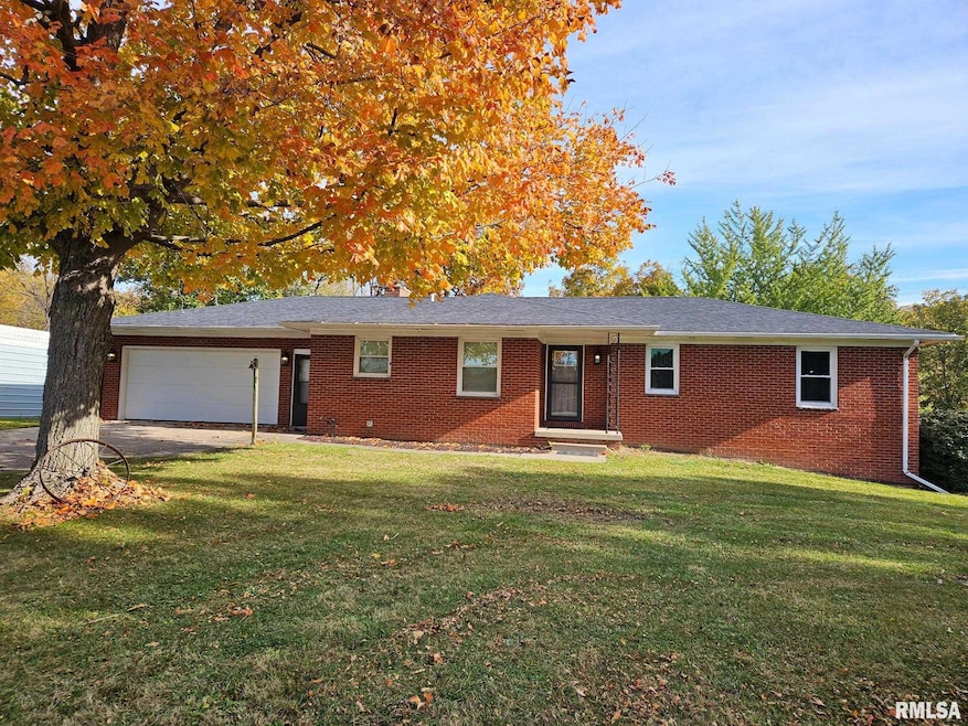 3881 Highway 61, Blue Grass, IA 52726 - photo 1