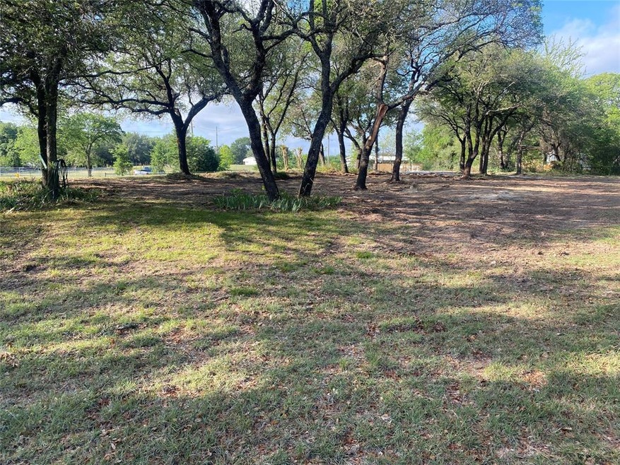 130 Bryon Dr, Weatherford, TX 76085 - photo 1