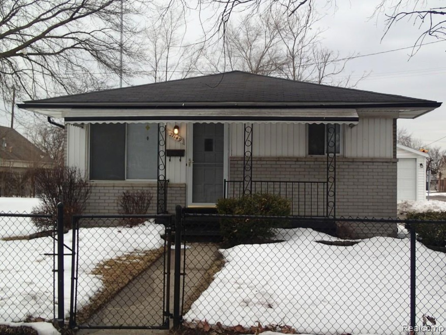 21149 Woodside Ave, Ferndale, MI 48220 - photo 1