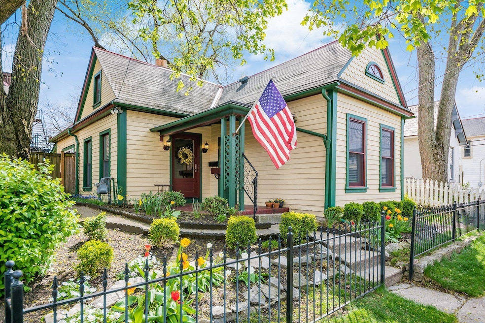 003_Ave Columbus OH 43201 USA