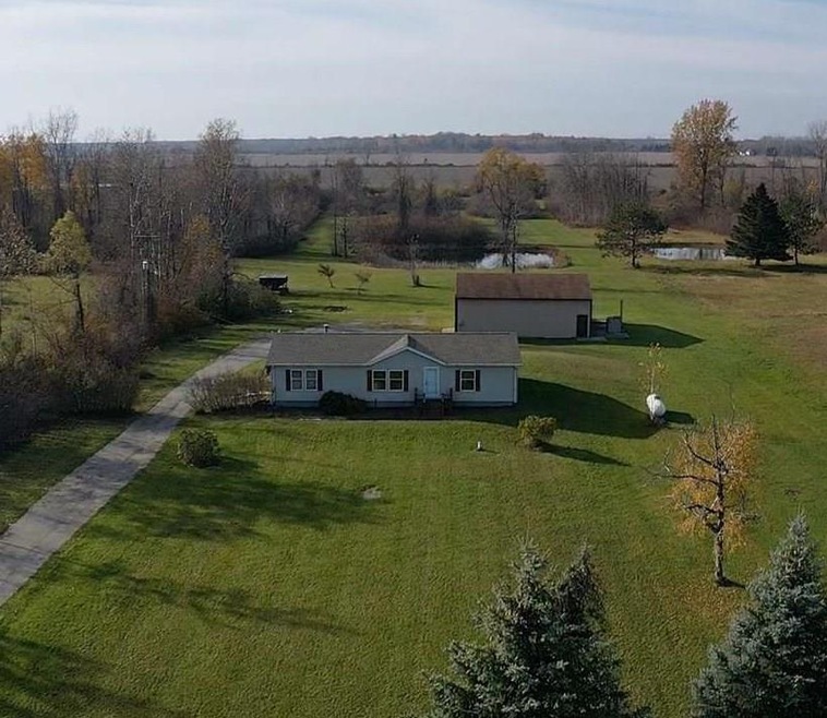 2130 S Santiago Rd, Au Gres, MI 48703 - photo 1