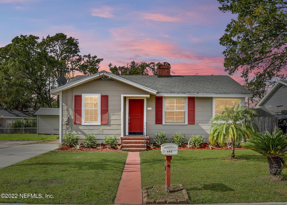 522 Murray Dr, Jacksonville, FL 32205 - photo 1