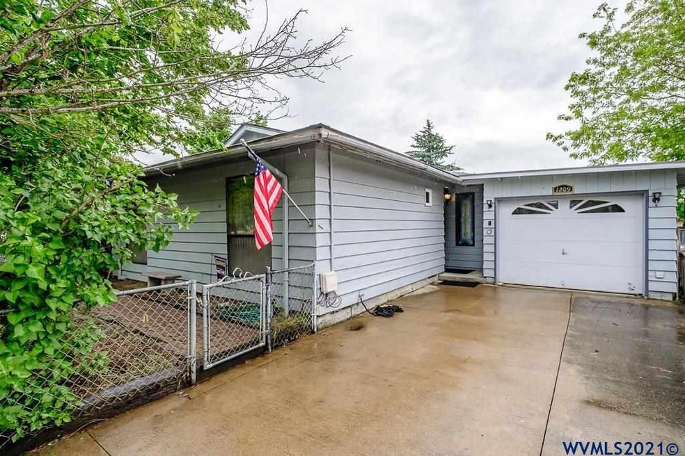 1209 Elm St SW, Albany, OR 97321 - photo 1