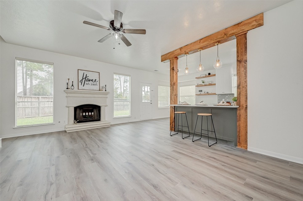 802 Arbor Pine, Tomball, TX 77375 - photo 1