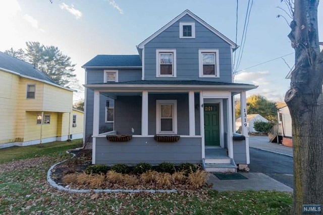 1319 Ringwood Ave, Haskell, NJ 07420 - photo 1