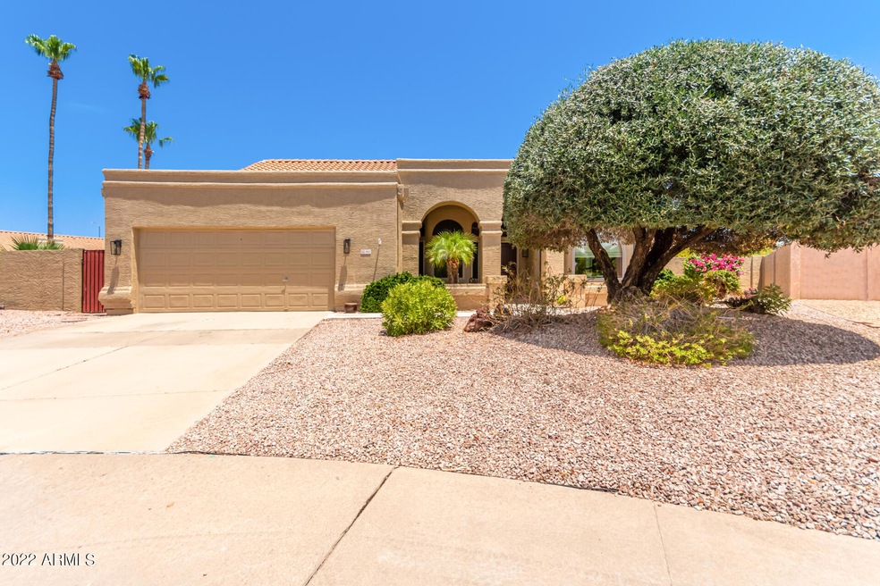 1013 N Sandal Cir, Mesa, AZ 85205 - photo 1
