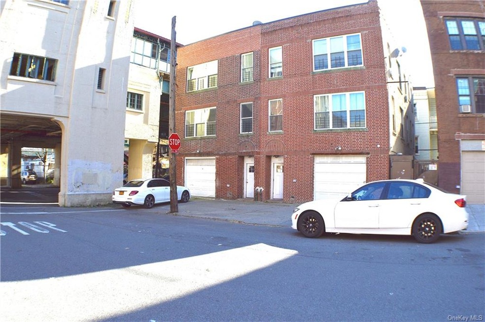 664 Sagamore St, Bronx, NY 10462 - photo 1