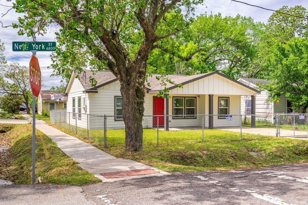6834 New York St, Houston, TX 77021 - photo 1