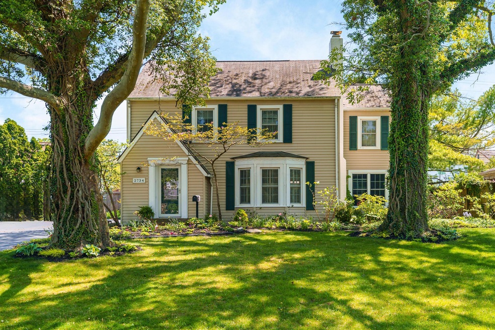Welcome home to 2734 York Rd!