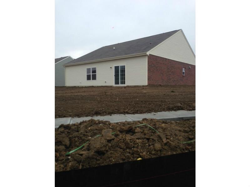 2702 Wildflower Ln, Greenwood, IN 46143 - photo 1