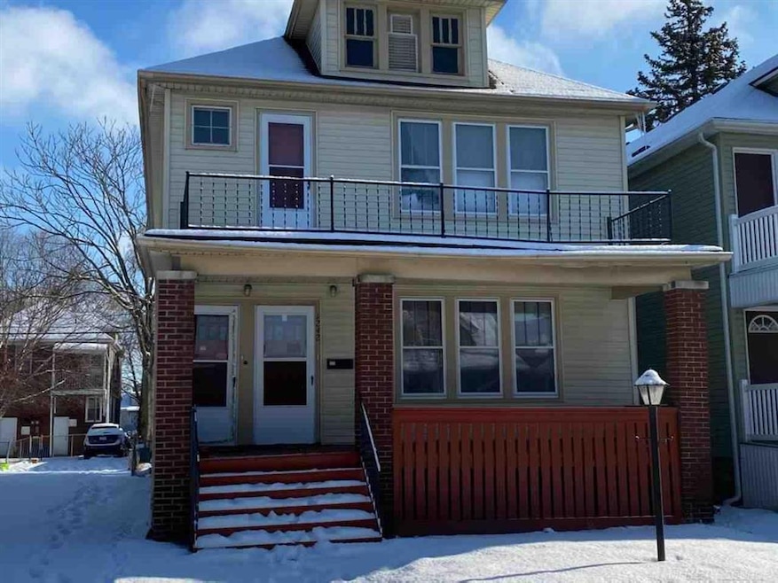 1244 Wayburn St, Grosse Pointe Park, MI 48230 - photo 1