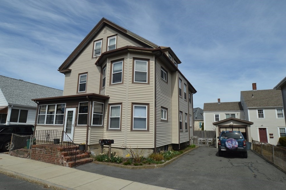 4 Lovett St unit 2, Beverly, MA 01915 - photo 1