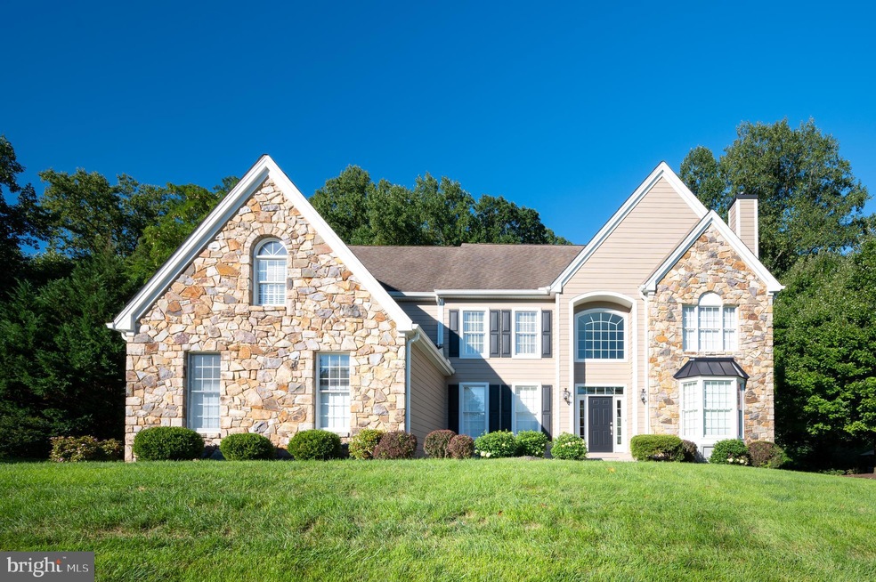 Sold $900,000 • Co-Listing Agent