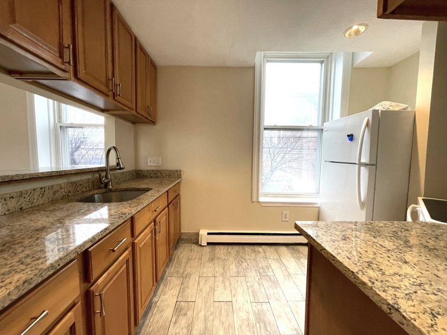 124 Winnisimmet St unit 3, Chelsea, MA 02150 - photo 1