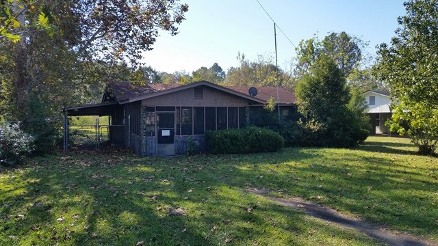 713 W 5th St, Adel, GA 31620 - photo 1