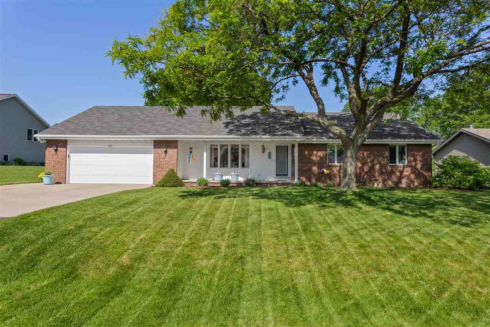 N377 Rogers Ln, Appleton, WI 54915 - photo 1