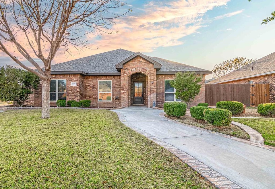 4003 Navasota Dr, Midland, TX 79707 - photo 1